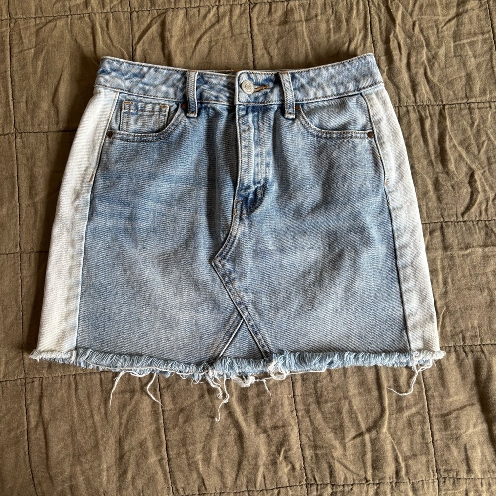 PacSun Two-toned Mini Skirt